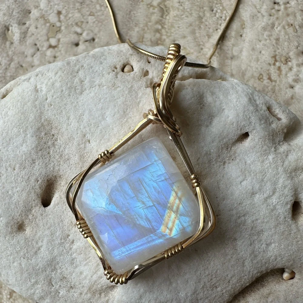 Diamond Shaped Rainbow Moonstone